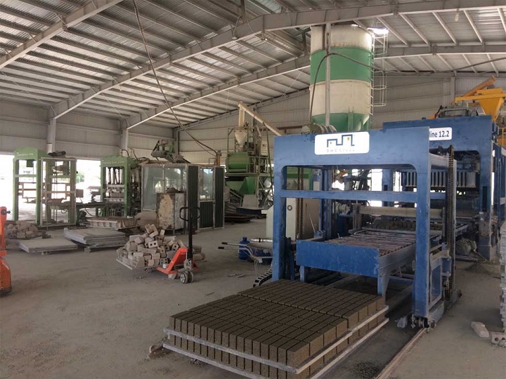 Dây chuyền sx gạch không nung DmCline D12.2 tại Cty Hà Liên Dây chuyền sx gạch không nung DmCline D12.2 tại Cty Hà Liên