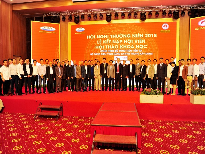 DmC tham gia hội bê tông trao đổi, nâng cao công nghệ sản xuất gạch không nung DmCline DmC tham gia hội bê tông trao đổi, nâng cao công nghệ sản xuất gạch không nung DmCline